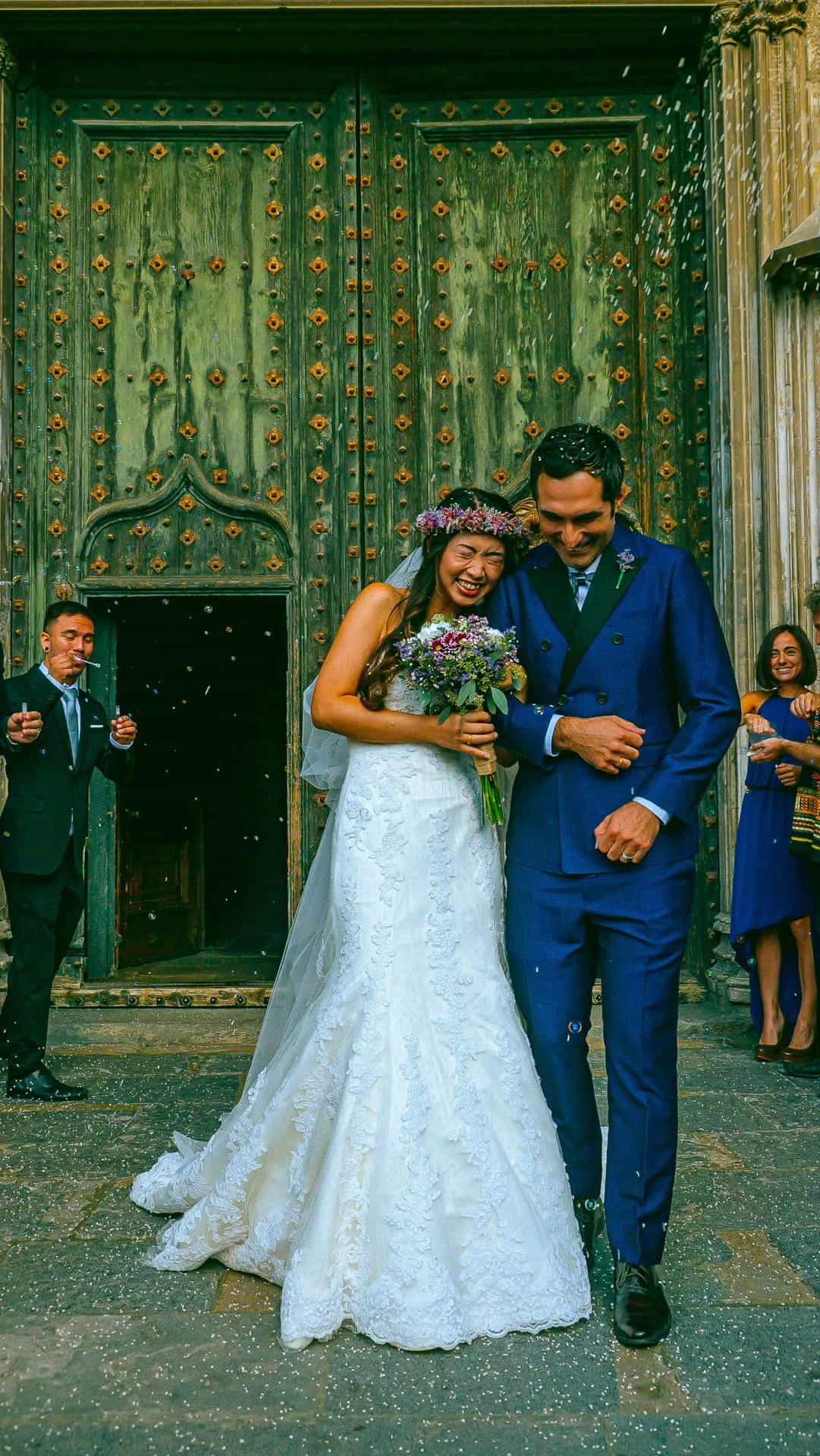 Fotógrafo de bodas en Barcelona — reportaje de pareja en Montjuïc